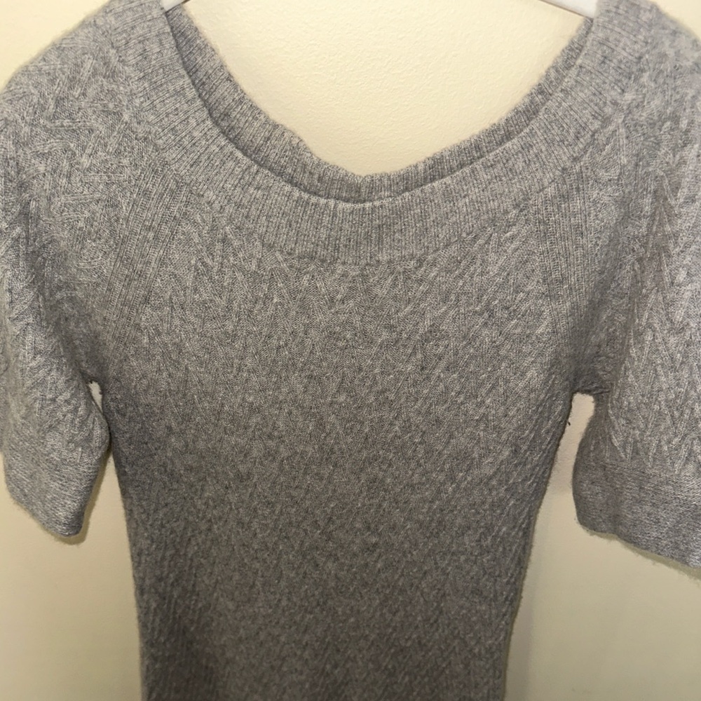 100% Cashmere Sweater Dress Gray Knit Short Sleeve Soft Luxury - Picture 3 of 6